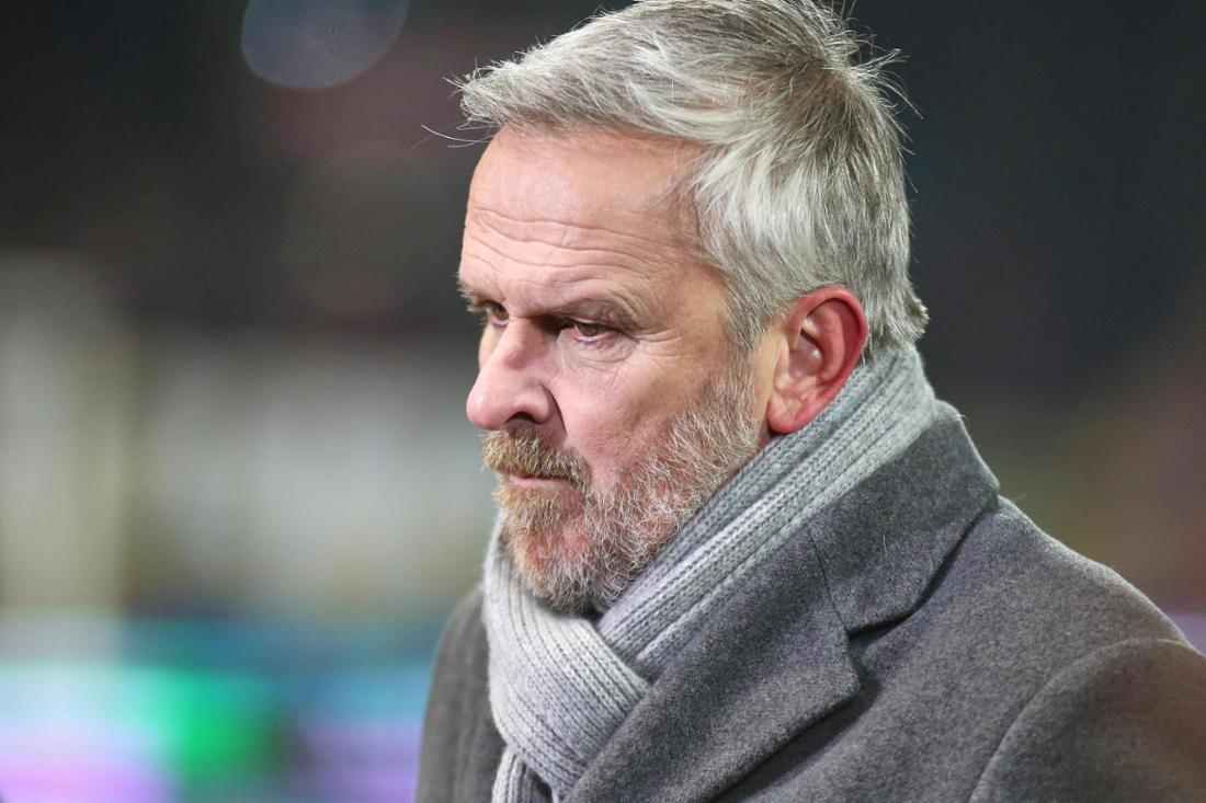 赛事直播-哈曼：乌尔比希打不了首发，拜仁需要多纳鲁马这样的顶级门将